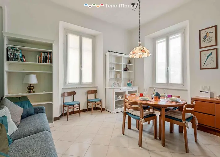 Le Libellule, Terre Marine